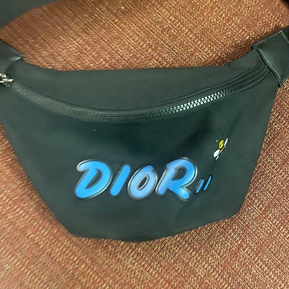 Pre owned dior x kaws handbag shoulder bag - Picture 1 of 4